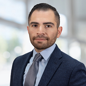 Professional Headshot of Kasra Mojtahedi