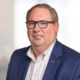 Professional Headshot of Tom Smith