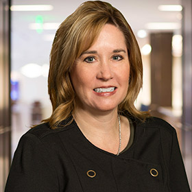 Professional Headshot of Cathy Rozanski McNamara