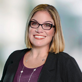 Professional Headshot of Ana del Cerro-Fals