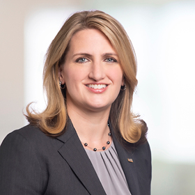 Professional Headshot of Heide Moeller