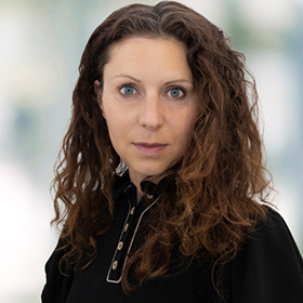 Professional Headshot of Natascha Willer