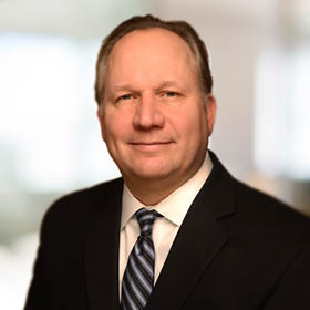 Professional Headshot of Jeff Ostapeic