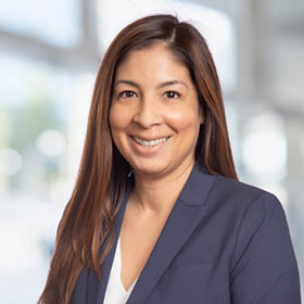 Professional Headshot of Patricia Bottomly