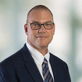 Professional Headshot of Doug Curtis