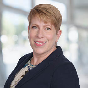 Professional Headshot of Terri Smith