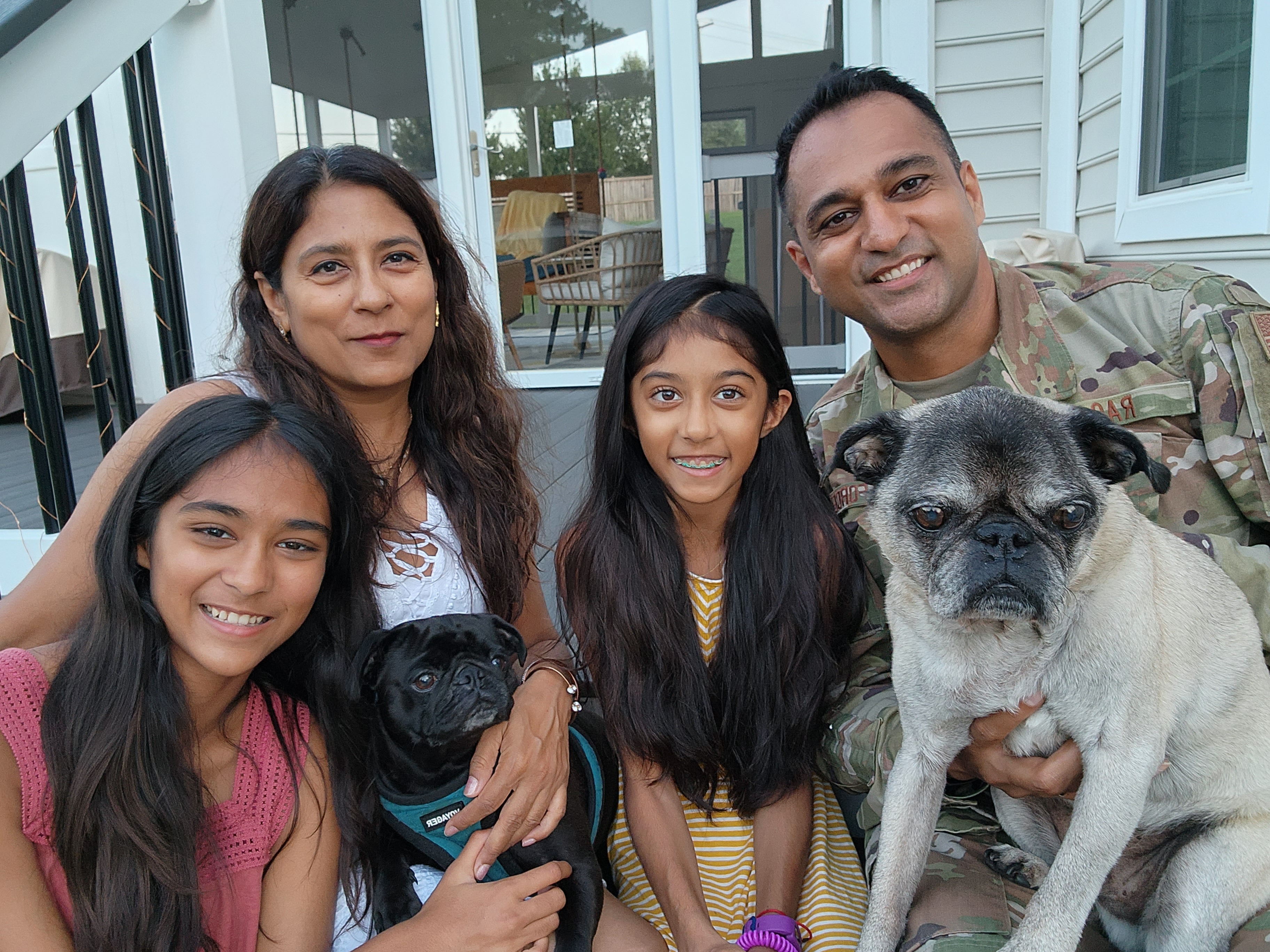 Photo of Nidhi Rao and her family