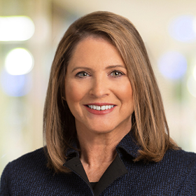 Professional Headshot of Lisa Haffer